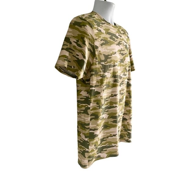 International Report Essentials Camo Short Sleeve Shirt Men's Medium NEW - Picture 4 of 8